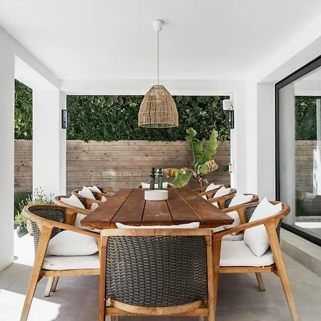 Pearl - Luxury Hideaway Near Puerto Banus