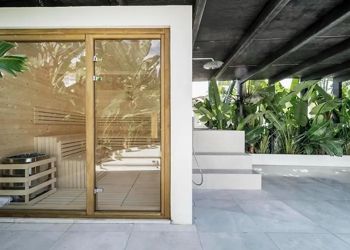 Pearl - Luxury Hideaway Near Puerto Banus *