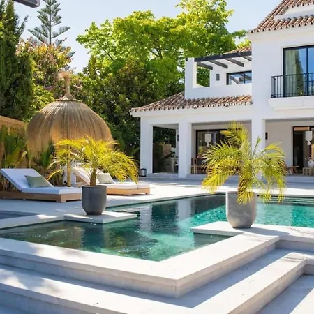 Pearl - Luxury Hideaway Near Puerto Banus Villa Marbella